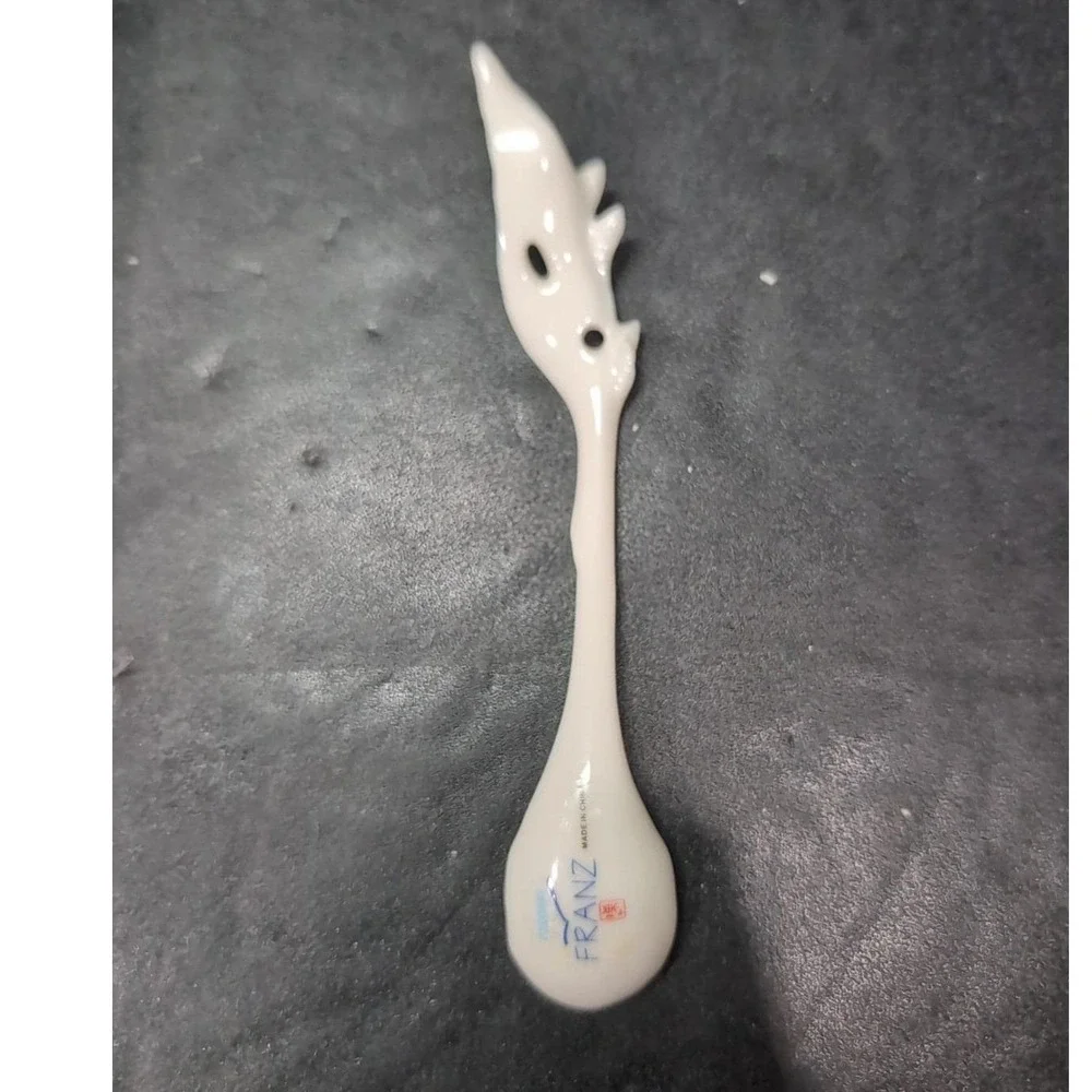Franz Sculptured Porcelain Spoon FZ00481, Spring Freesia Design, Art Collectible